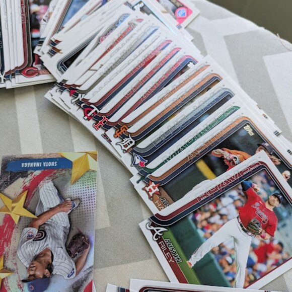 67 Topps MLB Series One Baseball Cards - Picture 5 of 7